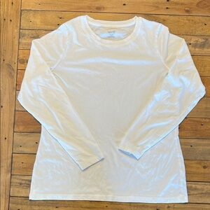 Mossimo Supply Co. White Long-Sleeve Kids Tee